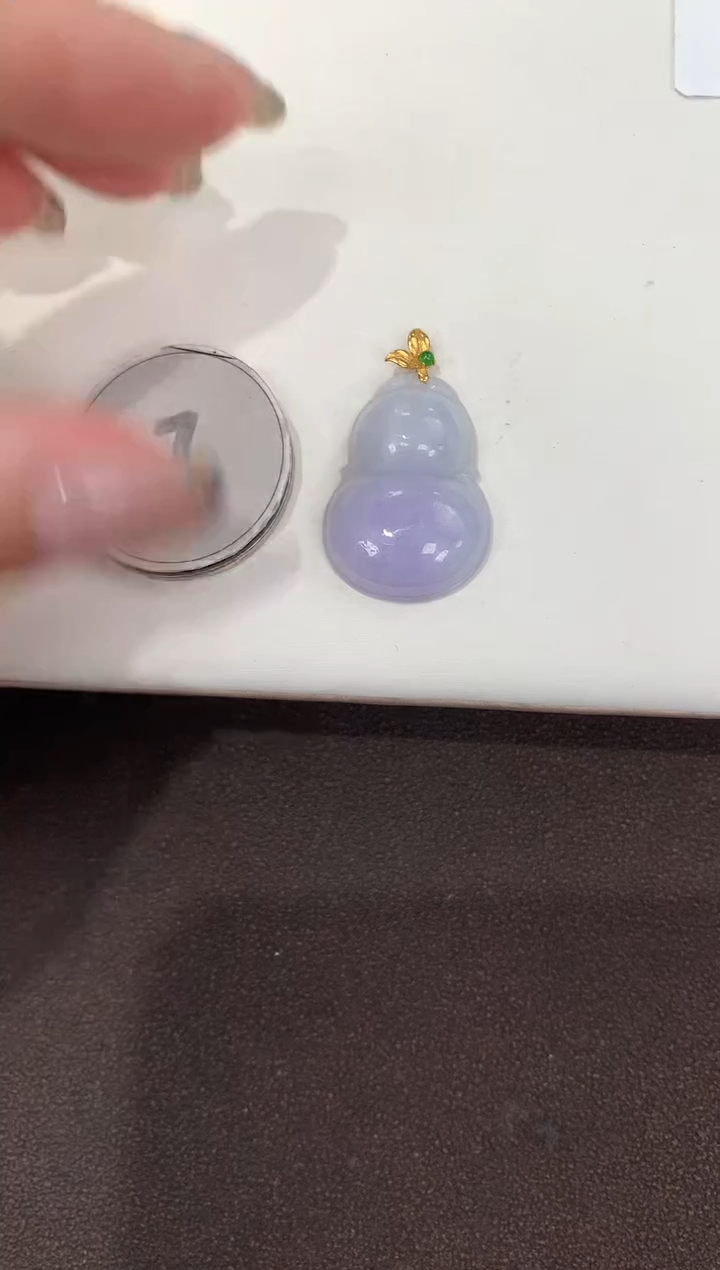 颈饰18K金镶嵌翡翠天然缅甸A货翡翠