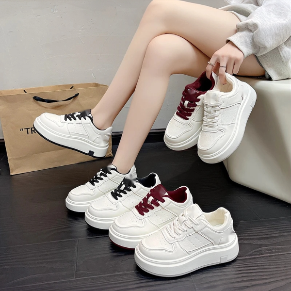 厚底高档小白鞋女款2025春季新款爆款厚底增高潮鞋百搭洋气板鞋女