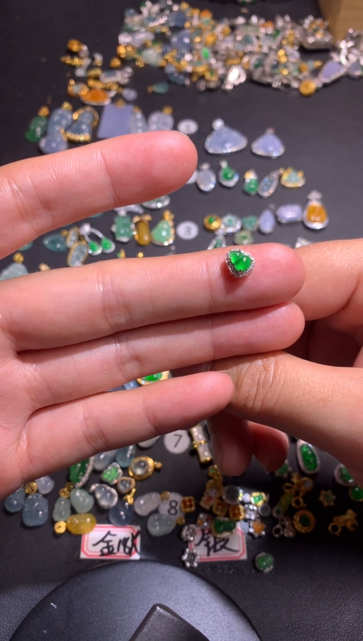 【闪购商品】翡翠吊坠(不含链)银S925镶嵌1