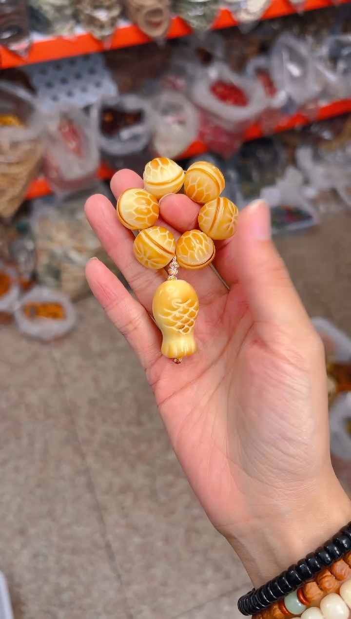 吊坠菩提根/象牙果富甲天下手捻 黄色