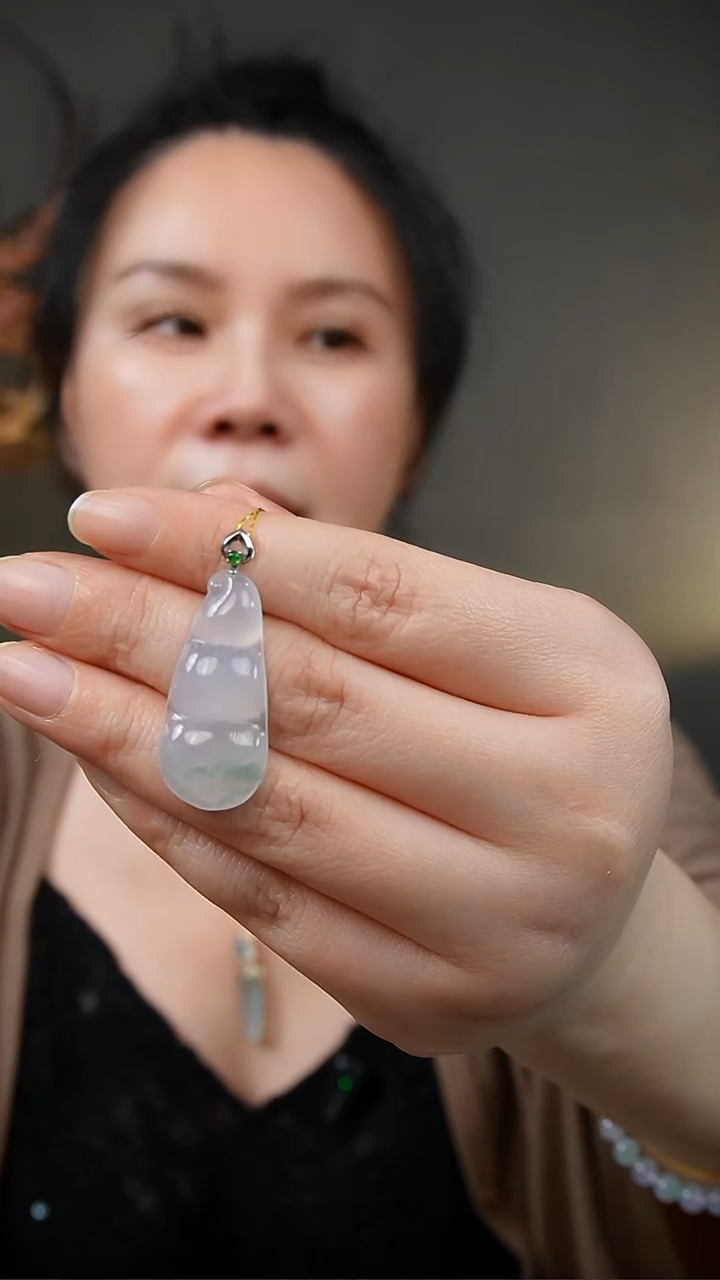 颈饰未镶嵌翡翠天然缅甸翡翠吊坠