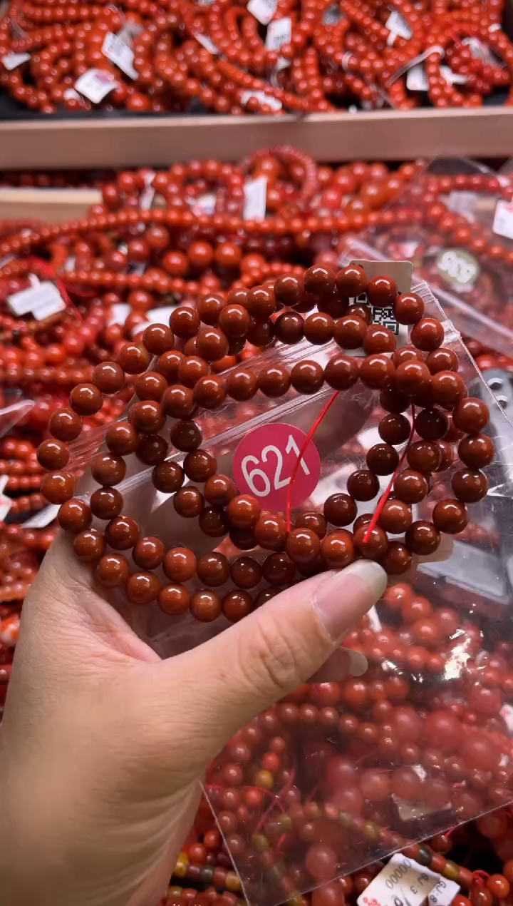 南红玛瑙未镶嵌珠宝奇石621-7