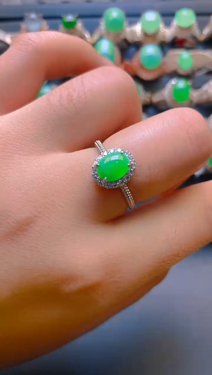 【闪购商品】翡翠耳饰银S925镶嵌天然A货翡翠1