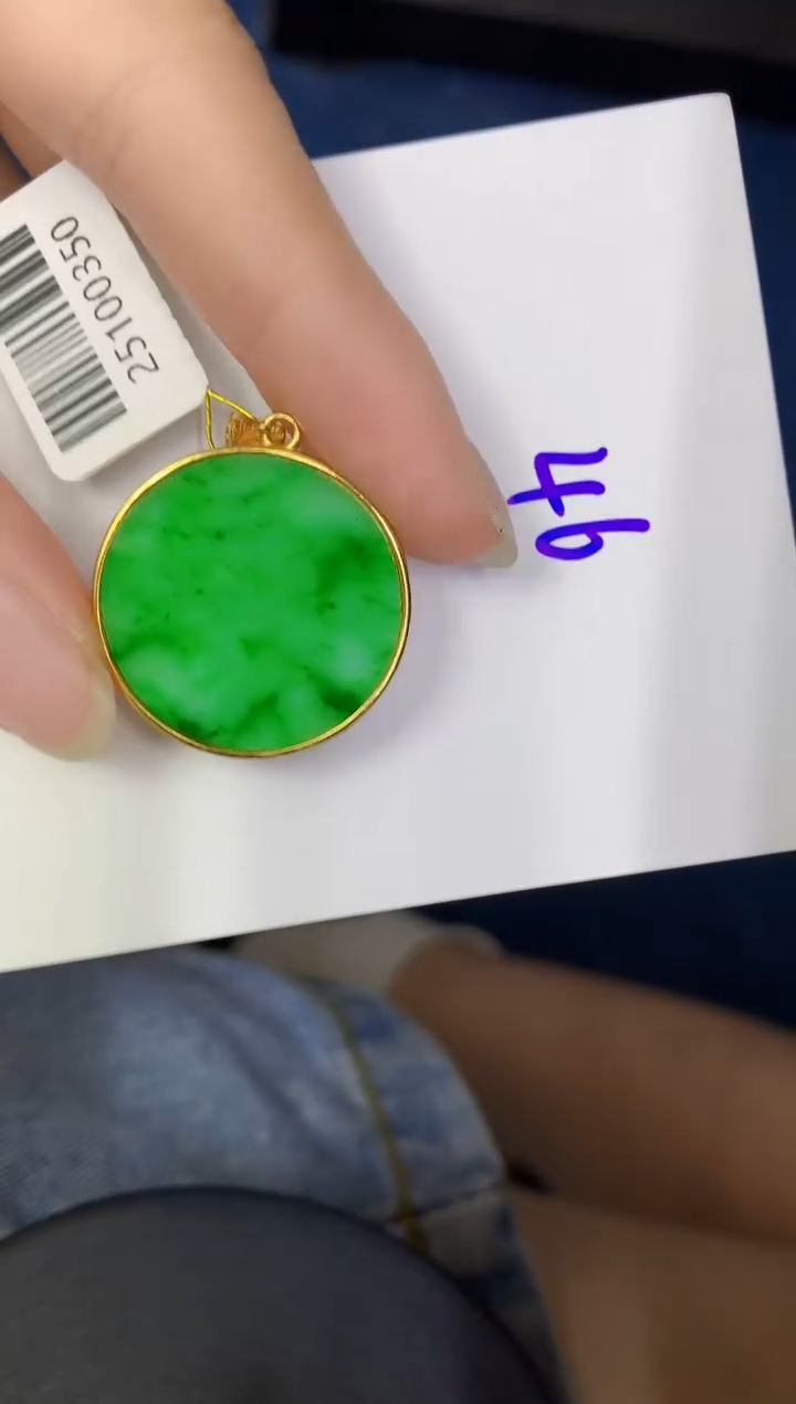 颈饰未镶嵌翡翠缅甸天然翡翠A货