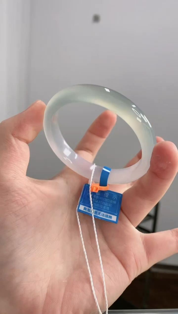 【闪购商品】玛瑙/玉髓手镯未镶嵌54圈