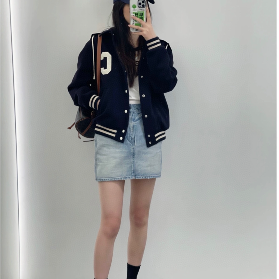 99新 Celine/思琳 连帽山羊绒棒球服外套 38码 J00348