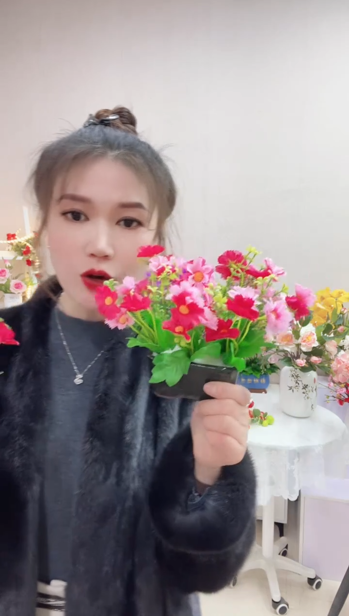 粉色小雏菊+方形陶瓷花盆