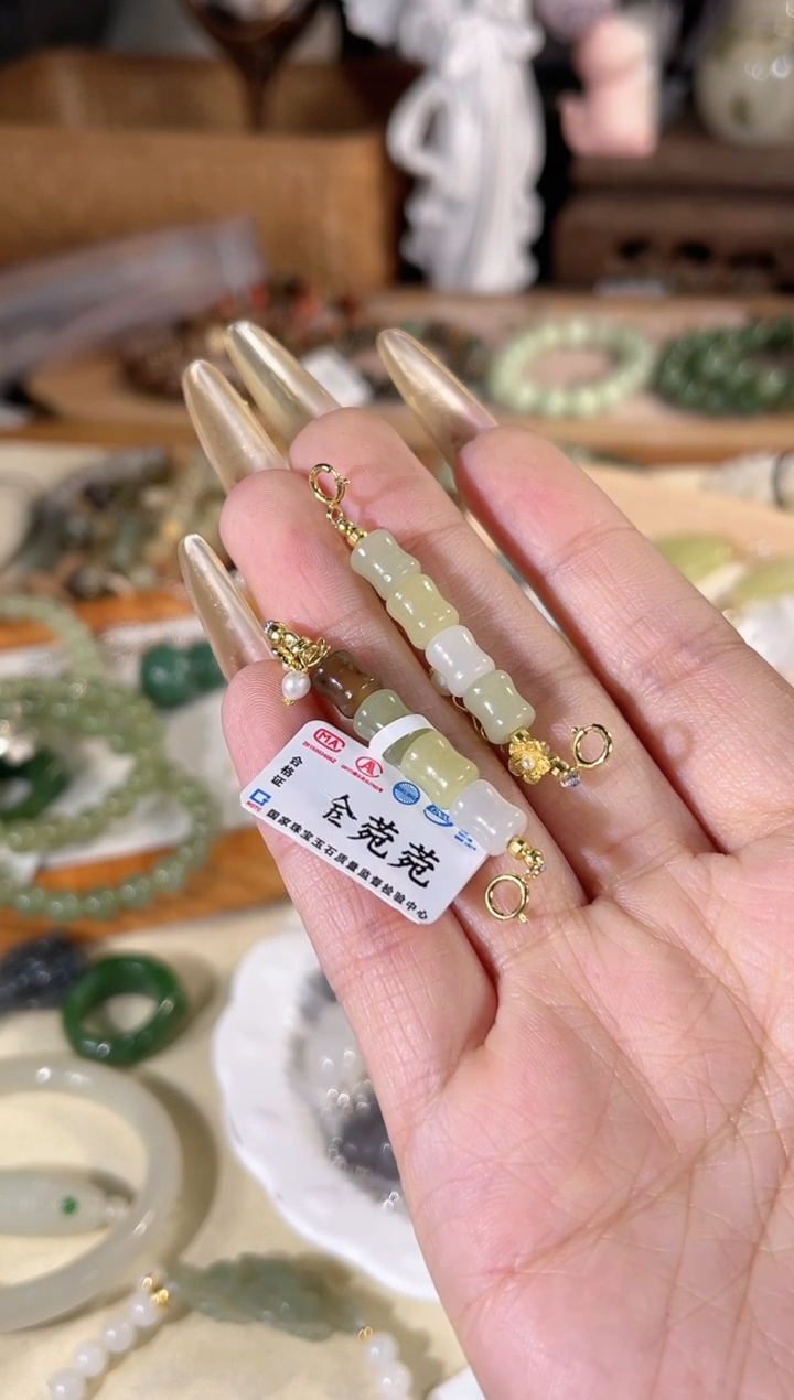 吊坠(不含链)银S925镶嵌和田玉多样性发其一