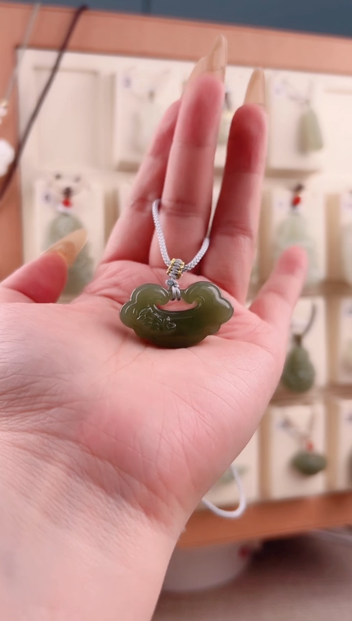 【闪购商品】和田玉吊坠(不含链)未镶嵌6