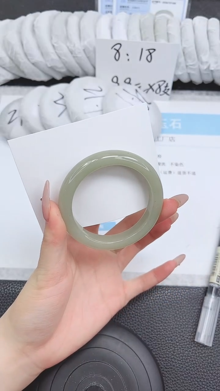 未镶嵌手镯石英质玉11-54