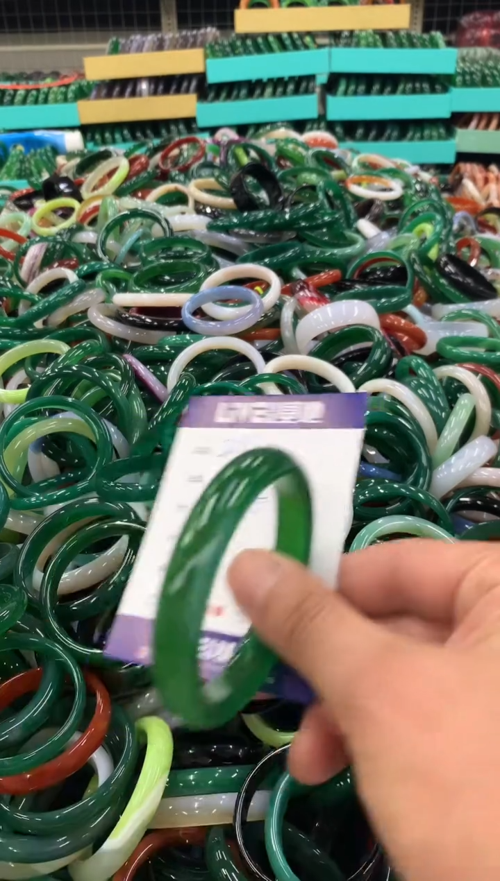 手镯玛瑙/玉髓未镶嵌211