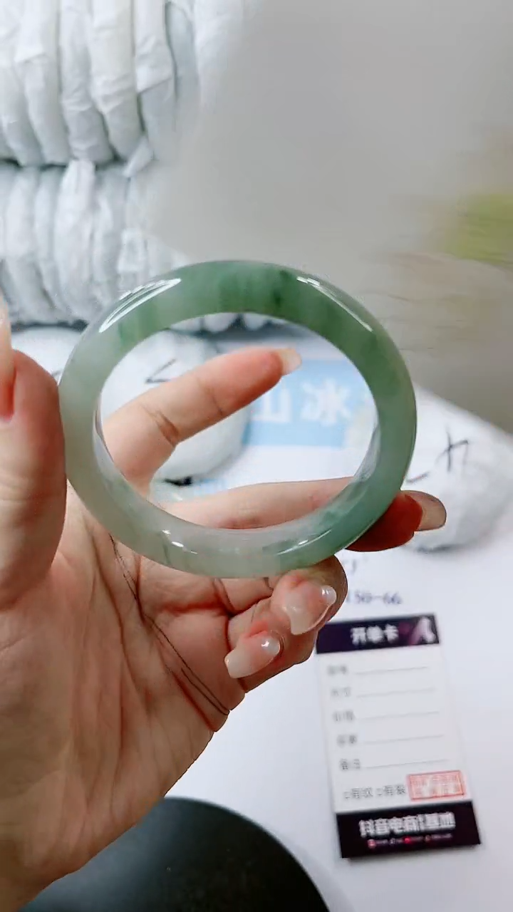 【闪购商品】石英质玉手镯未镶嵌0129039302-多样性发货