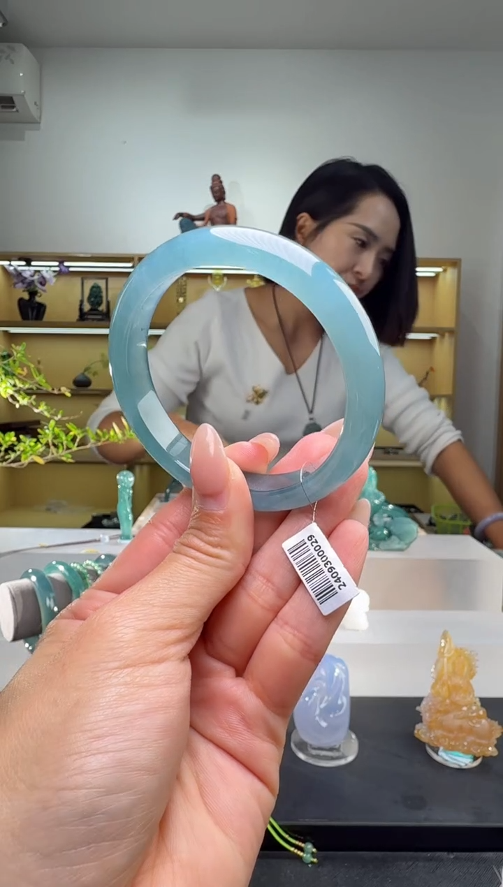 未镶嵌手镯翡翠56圈