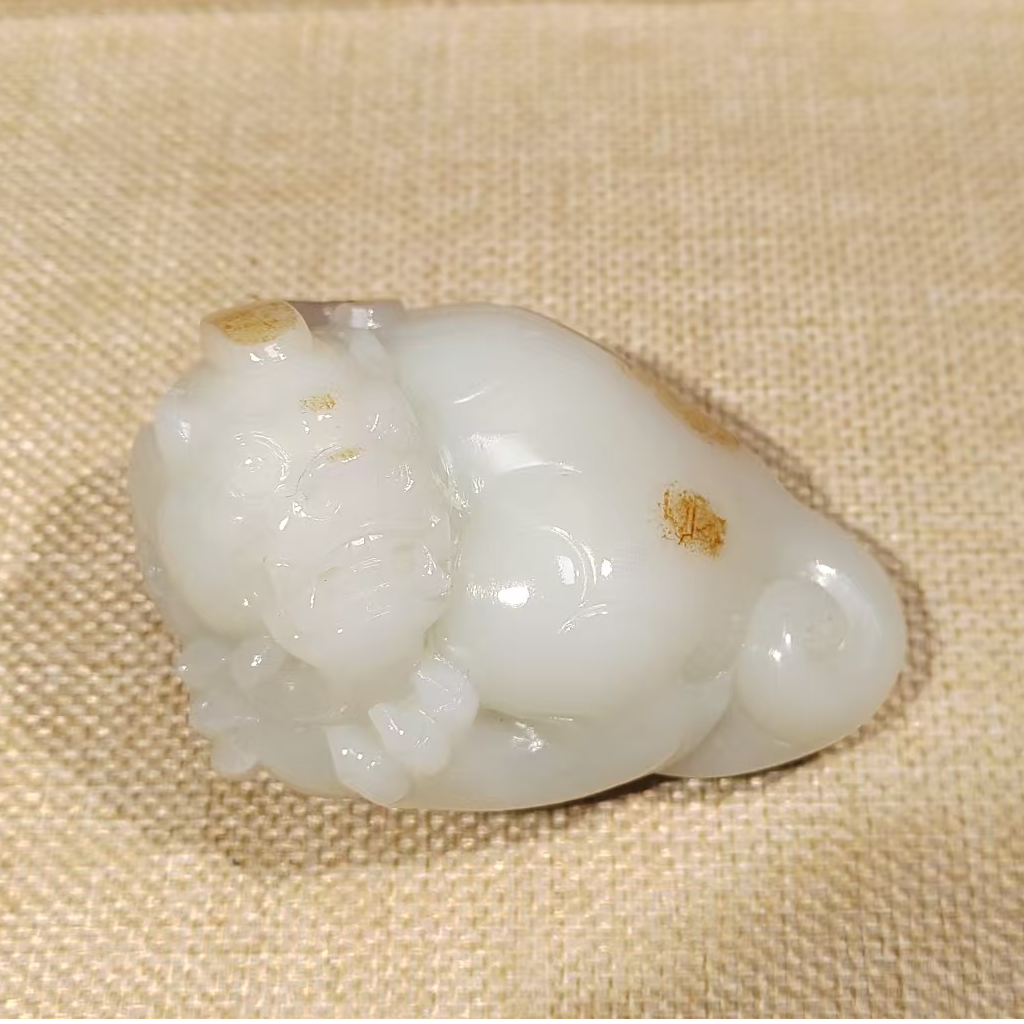 新疆和田玉貔貅手把件