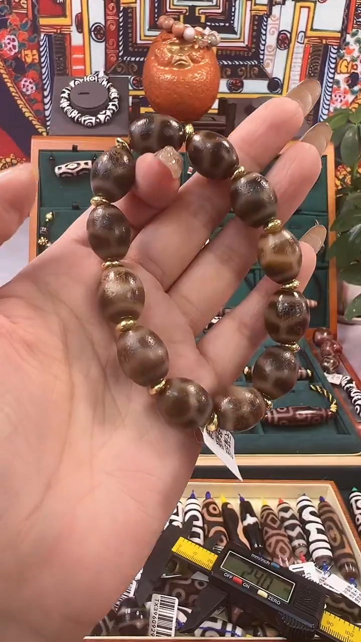 玛瑙/玉髓（覆膜）颈饰合金52.（微瑕）