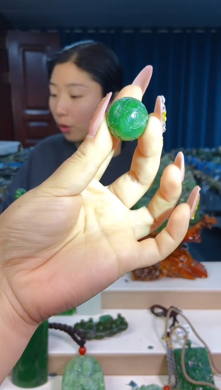 【闪购商品】和田玉挂件未镶嵌1