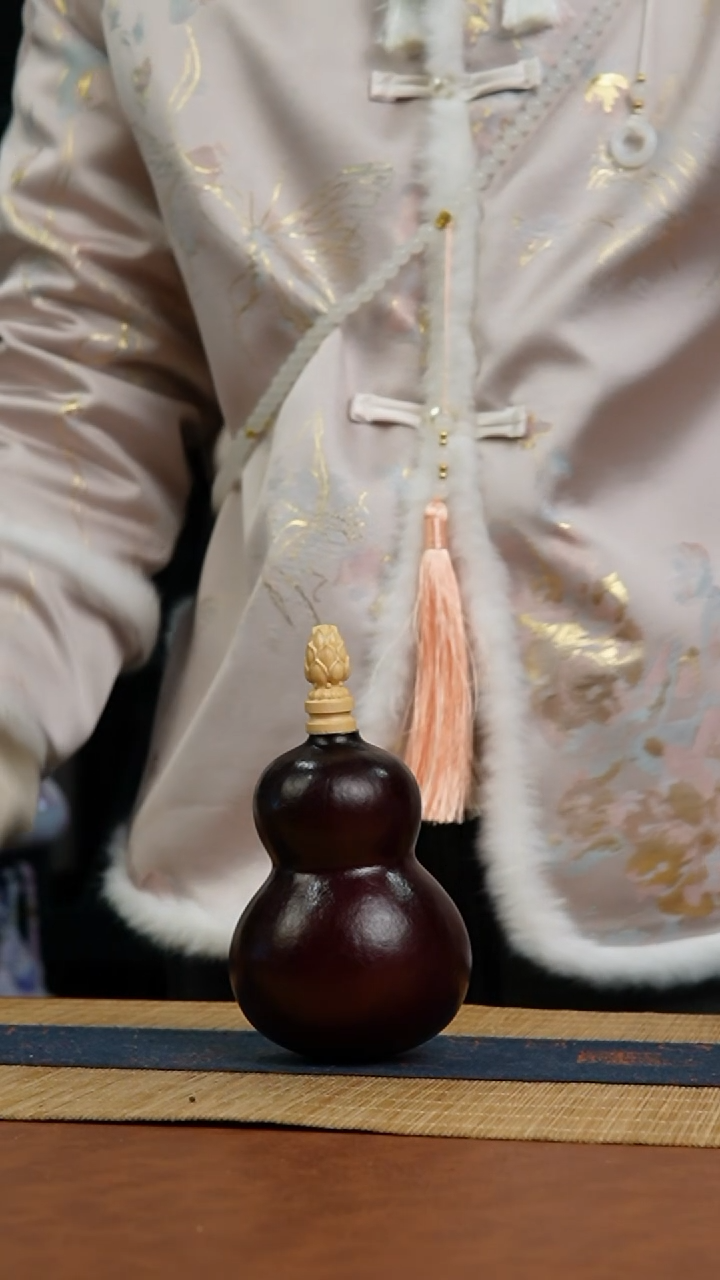 151号 天然热水酒葫芦 一物一拍（有瑕介意勿拍）