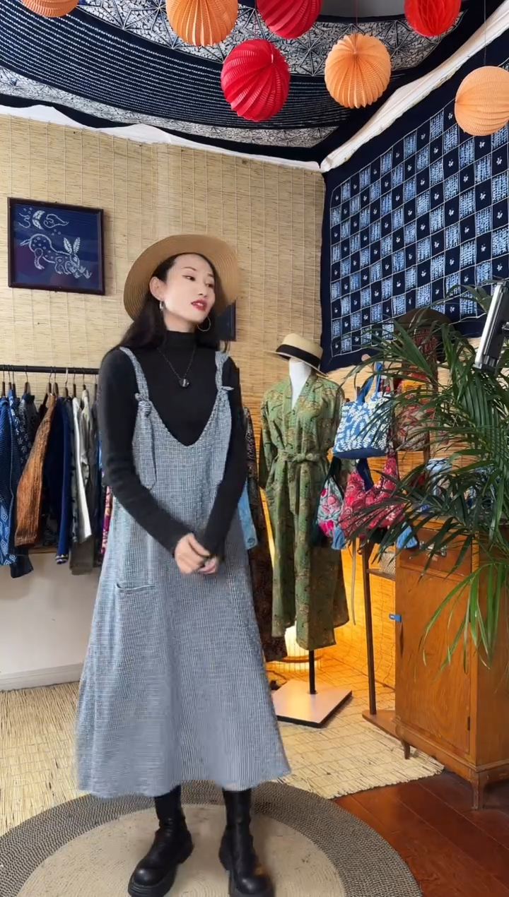 【闪购商品】设计师款网格背带裙子