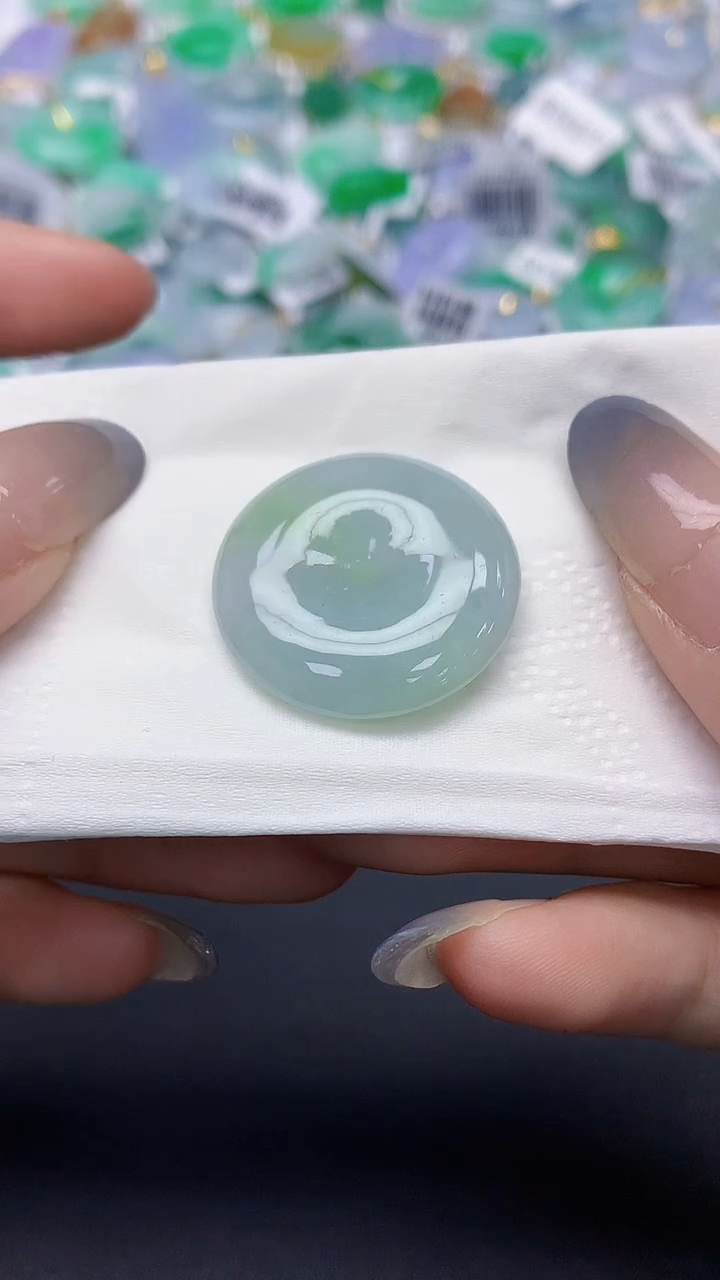 翡翠未镶嵌颈饰天然缅甸a货翡翠