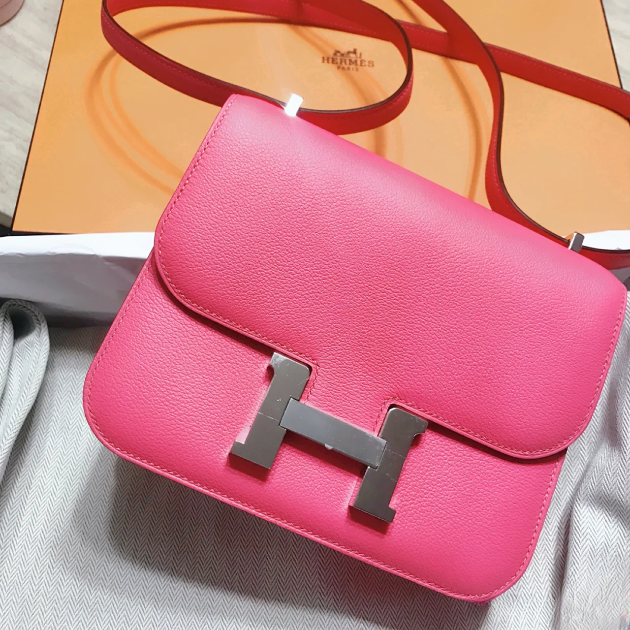 99新 Hermes/爱马仕 【念念】 EC皮 D刻 银扣 康康 19 唇膏粉包