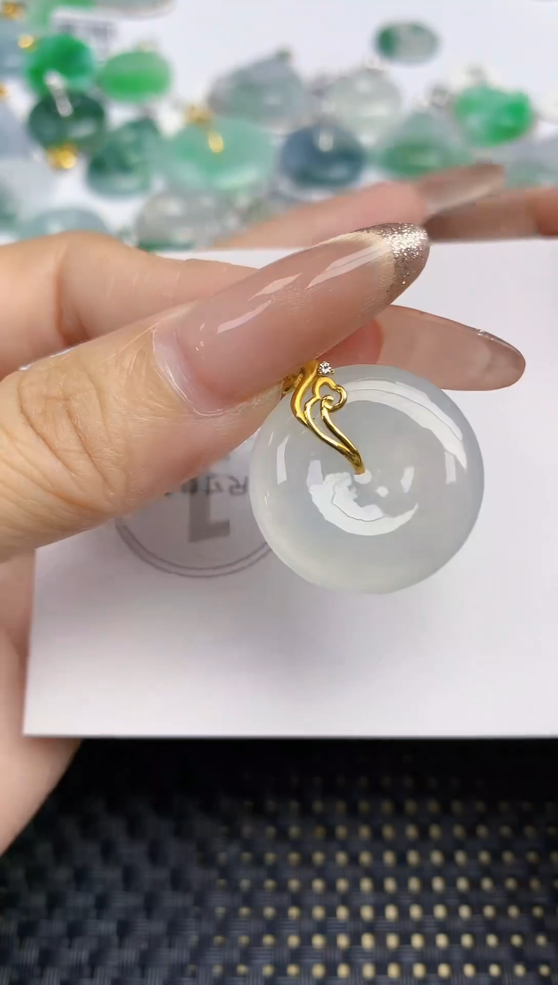 颈饰18K金镶嵌翡翠天然缅甸A货翡翠百元以上9元证书费自理