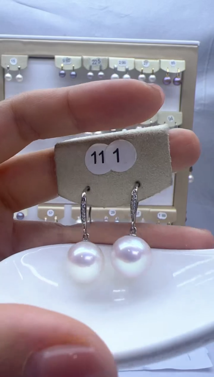 【闪购商品】淡水珍珠耳饰银S925镶嵌111