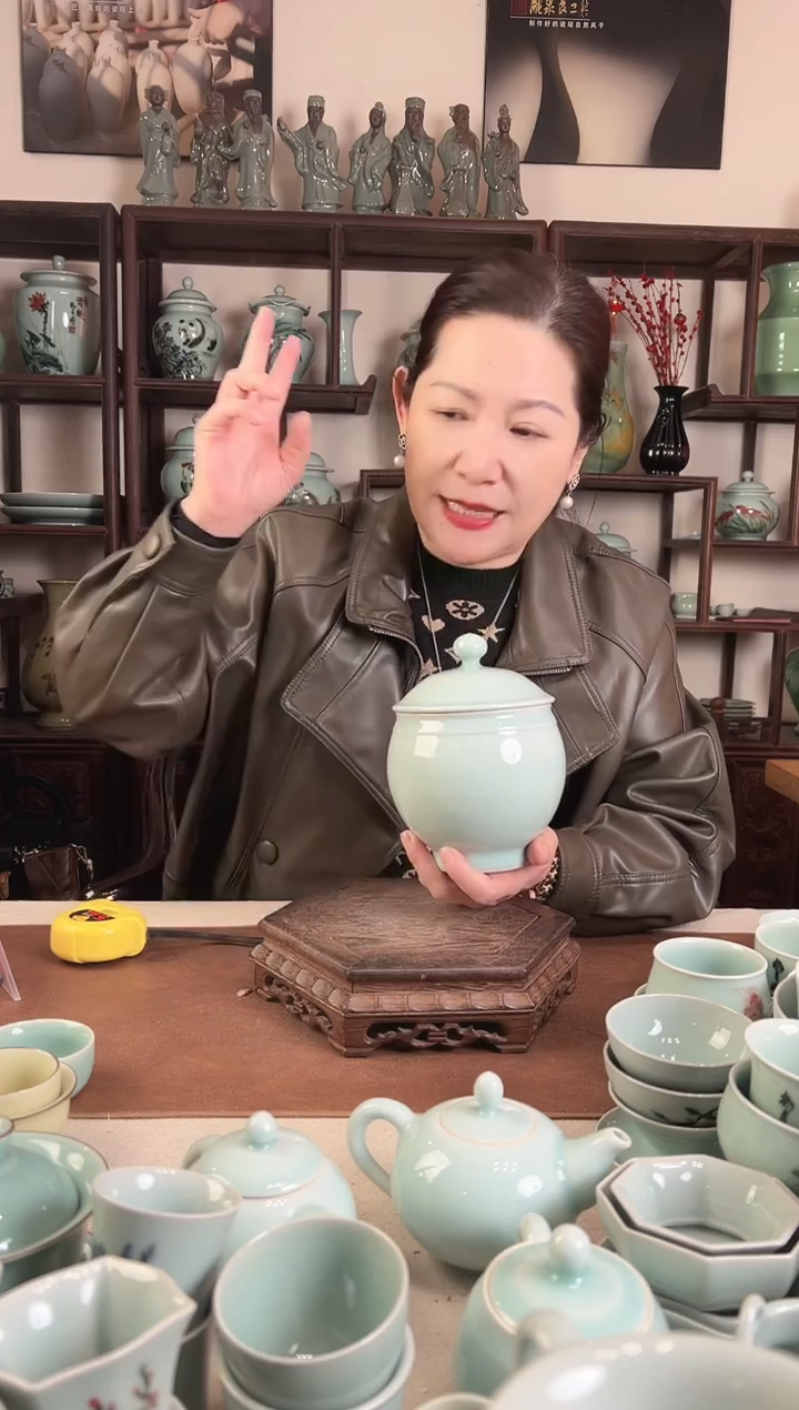 纯手工 粉青 小盖罐