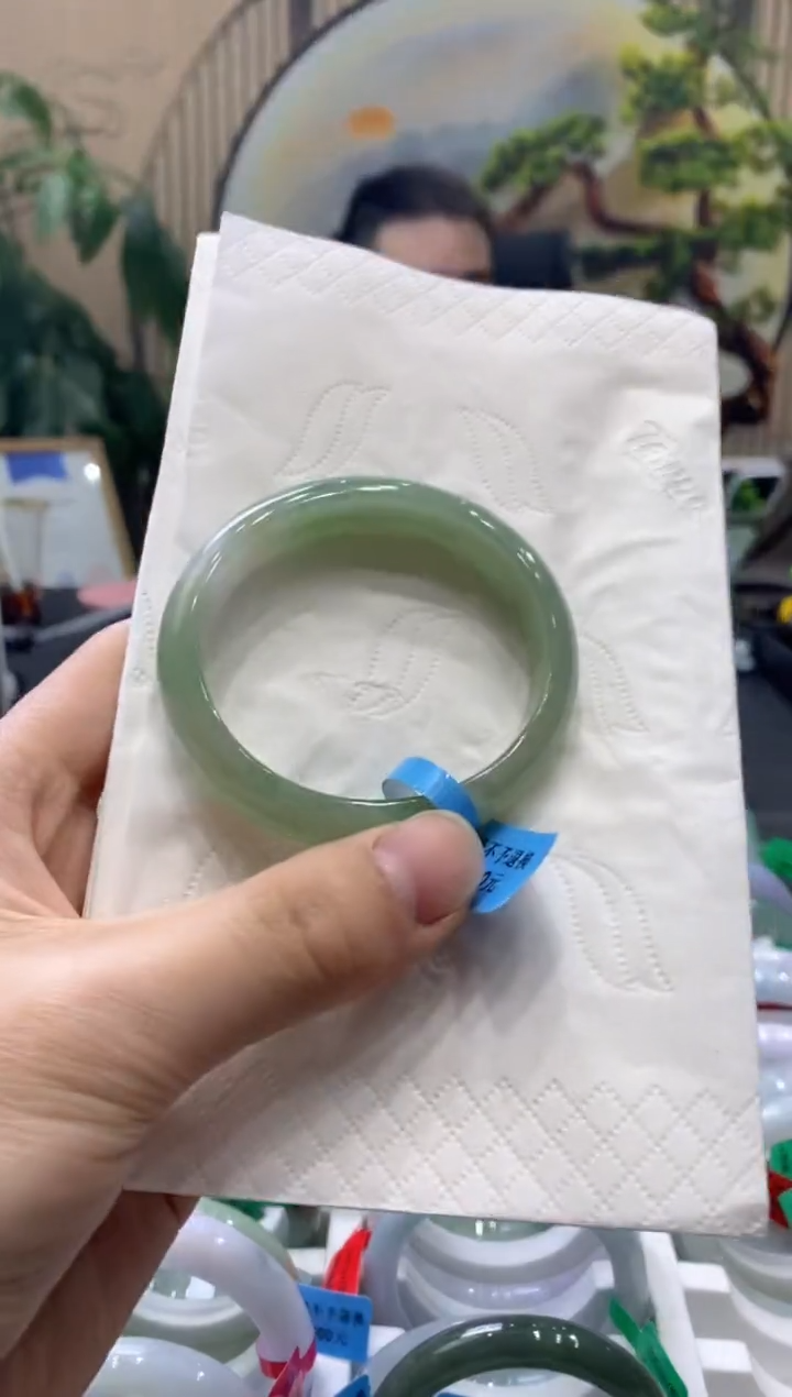 【闪购商品】翡翠手镯未镶嵌0000014335