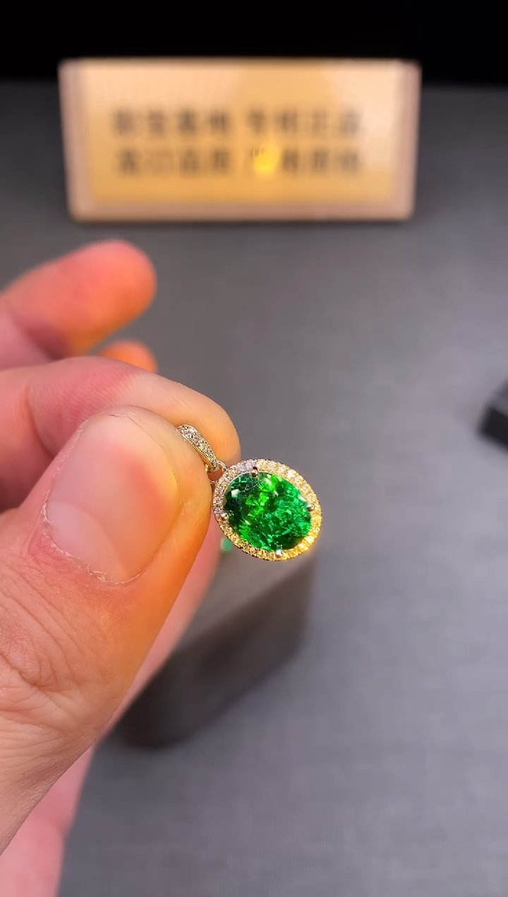 颈饰银S925镶嵌绿色碧玺2222