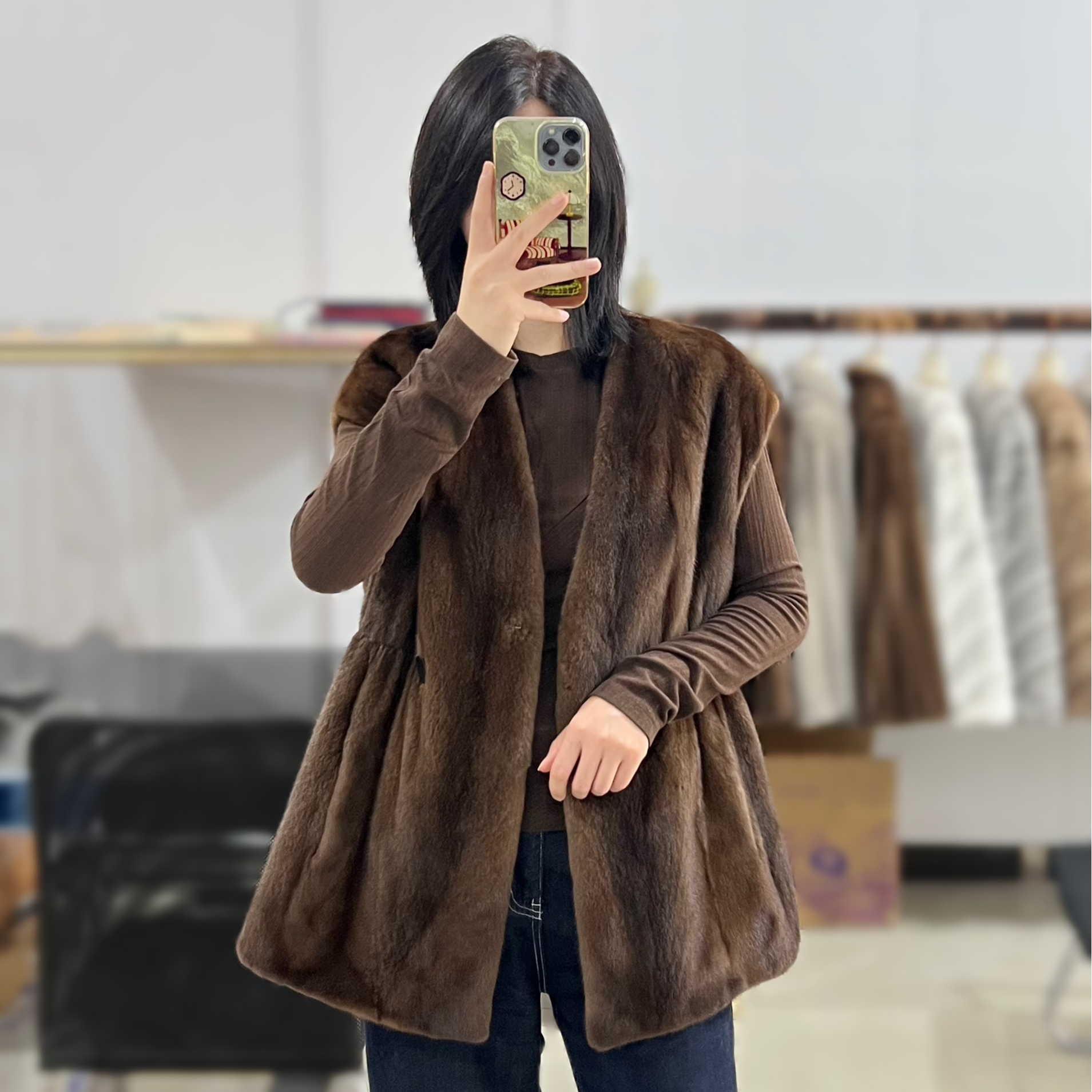 罗希蒙「勃郎伦」进口天鹅绒短二小母貂水貂皮草V领中长马甲背心