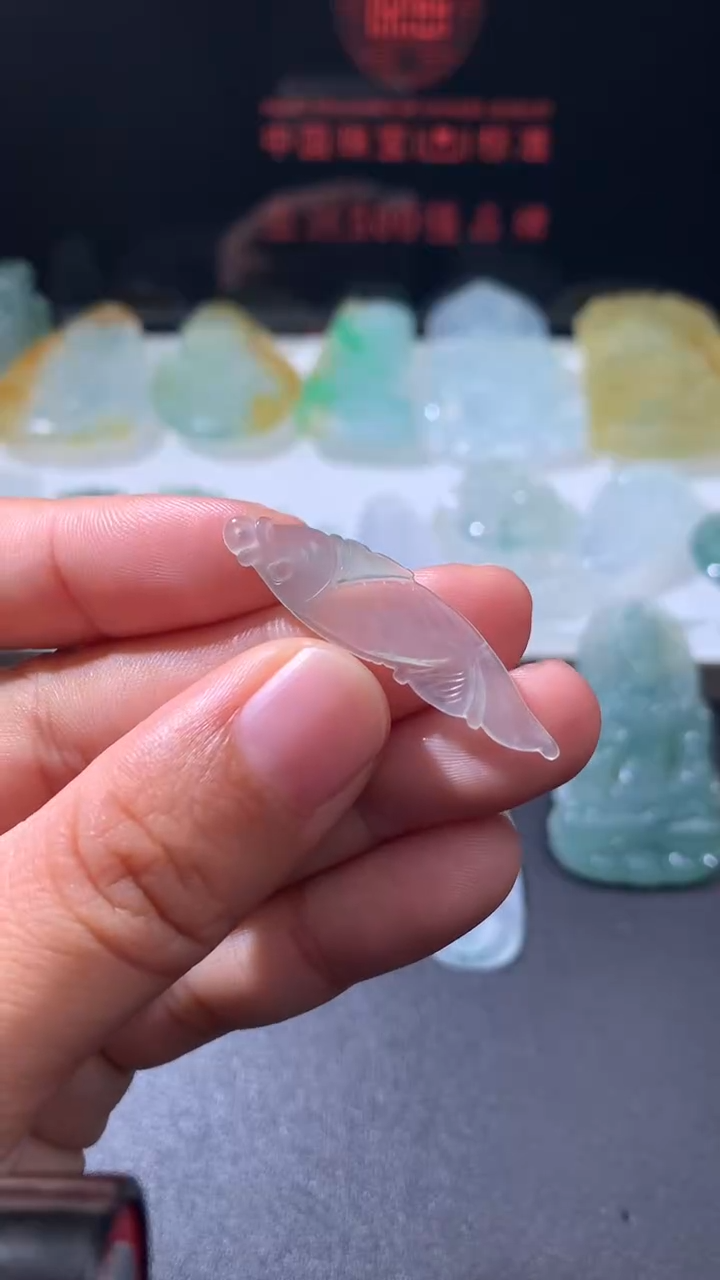 未镶嵌定制翡翠      