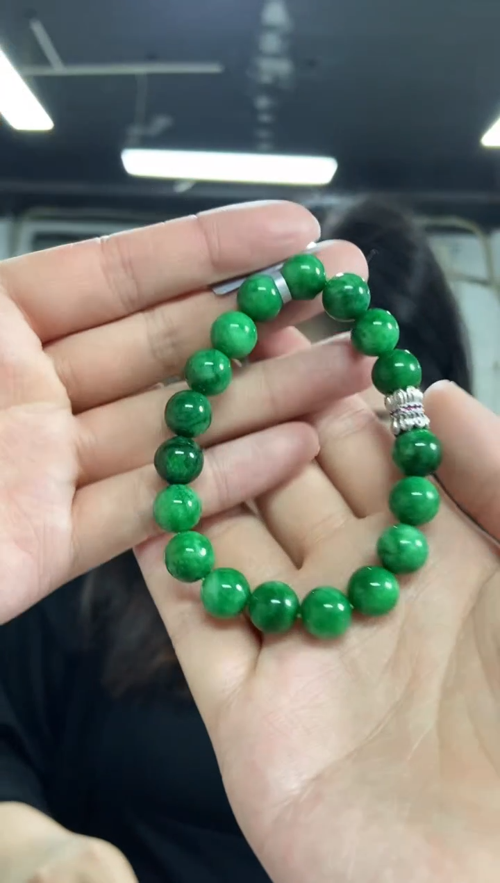 【闪购商品】翡翠手串未镶嵌多样性发其一颜色微差