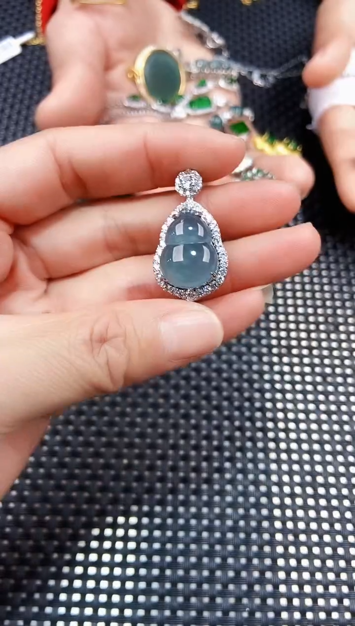 【闪购商品】翡翠吊坠(不含链)未镶嵌111111111