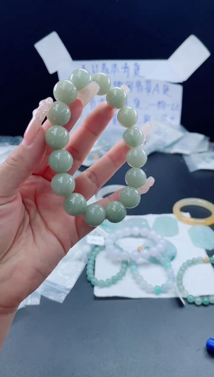 未镶嵌定制翡翠珠串