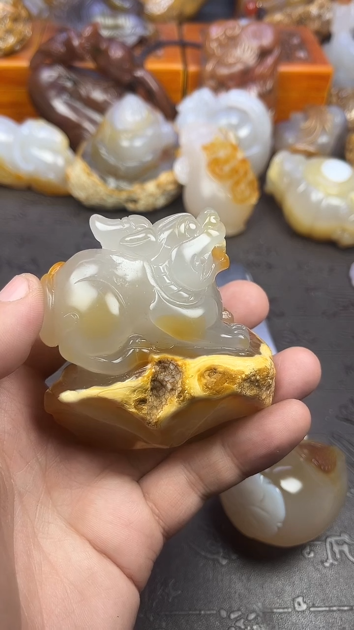 【闪购商品】玛瑙/玉髓摆件未镶嵌1