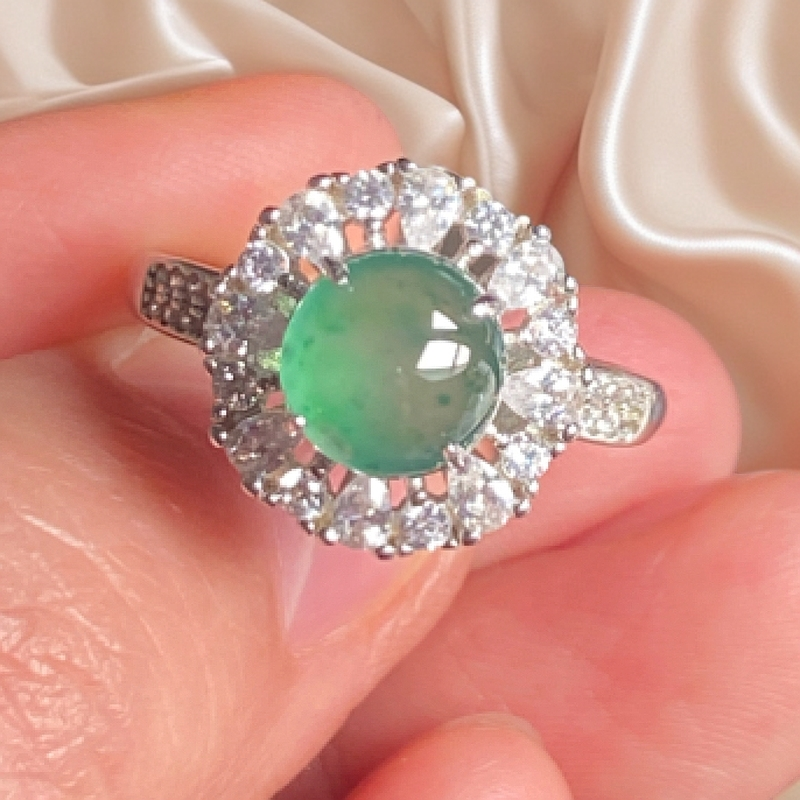 天然缅甸翡翠A货，925银镶嵌高冰晴绿戒指