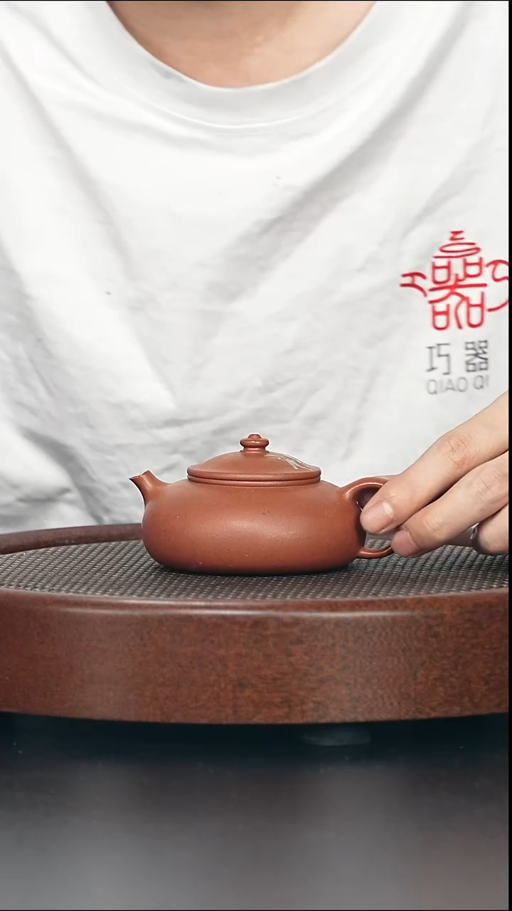 茶壶紫砂寒江-老红泥-全手工微微瑕-150cc
