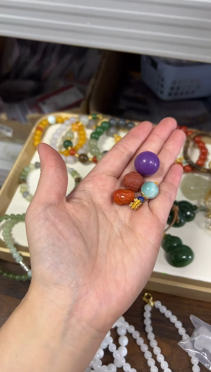 未镶嵌颈饰玛瑙/玉髓孤品玛瑙散珠四颗一组[72]