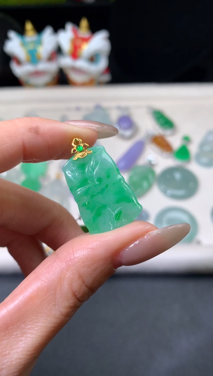 吊坠(不含链)18K金镶嵌翡翠翡翠