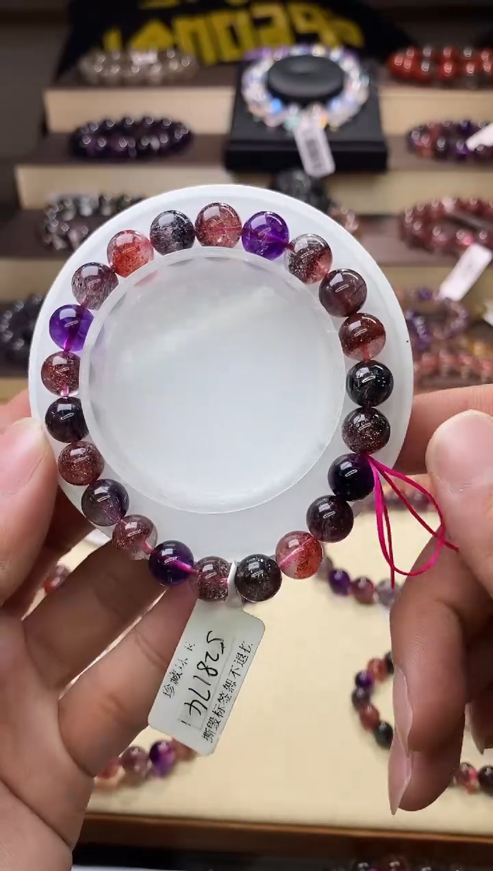 【闪购商品】水晶手链未镶嵌黑加仑超七单圈9m+