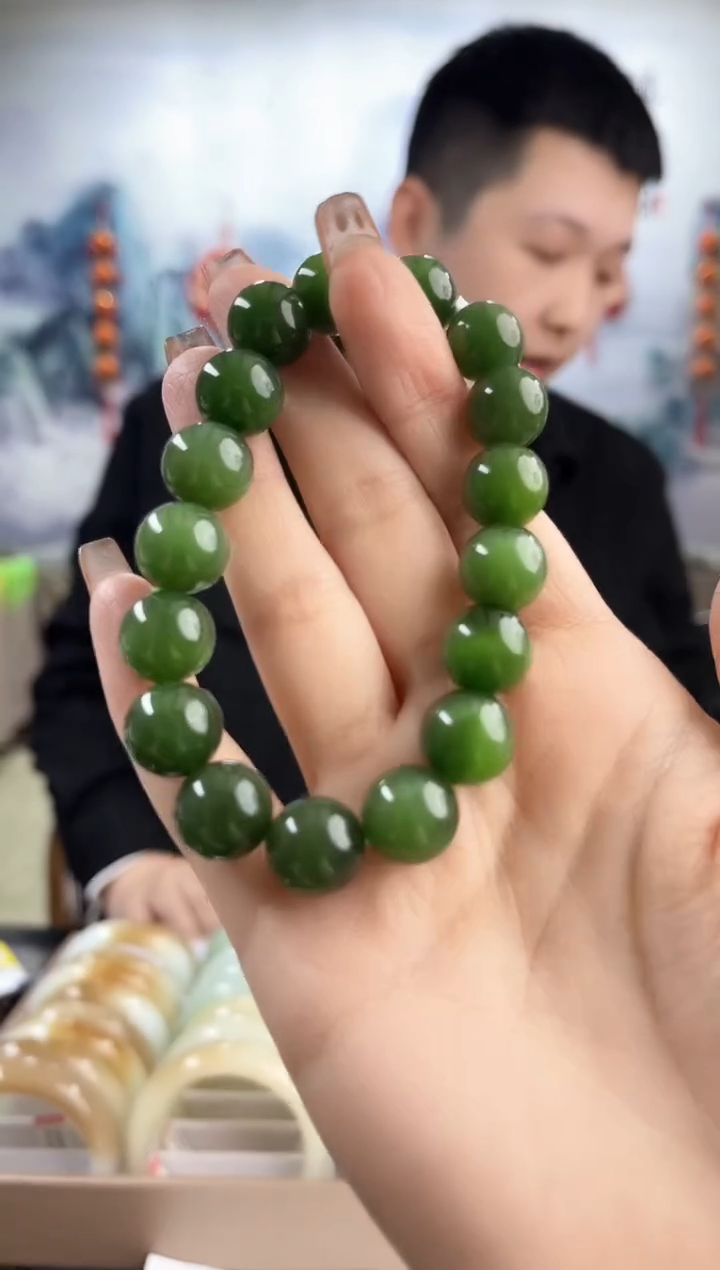 【闪购商品】和田玉手串未镶嵌12mm左右碧玉