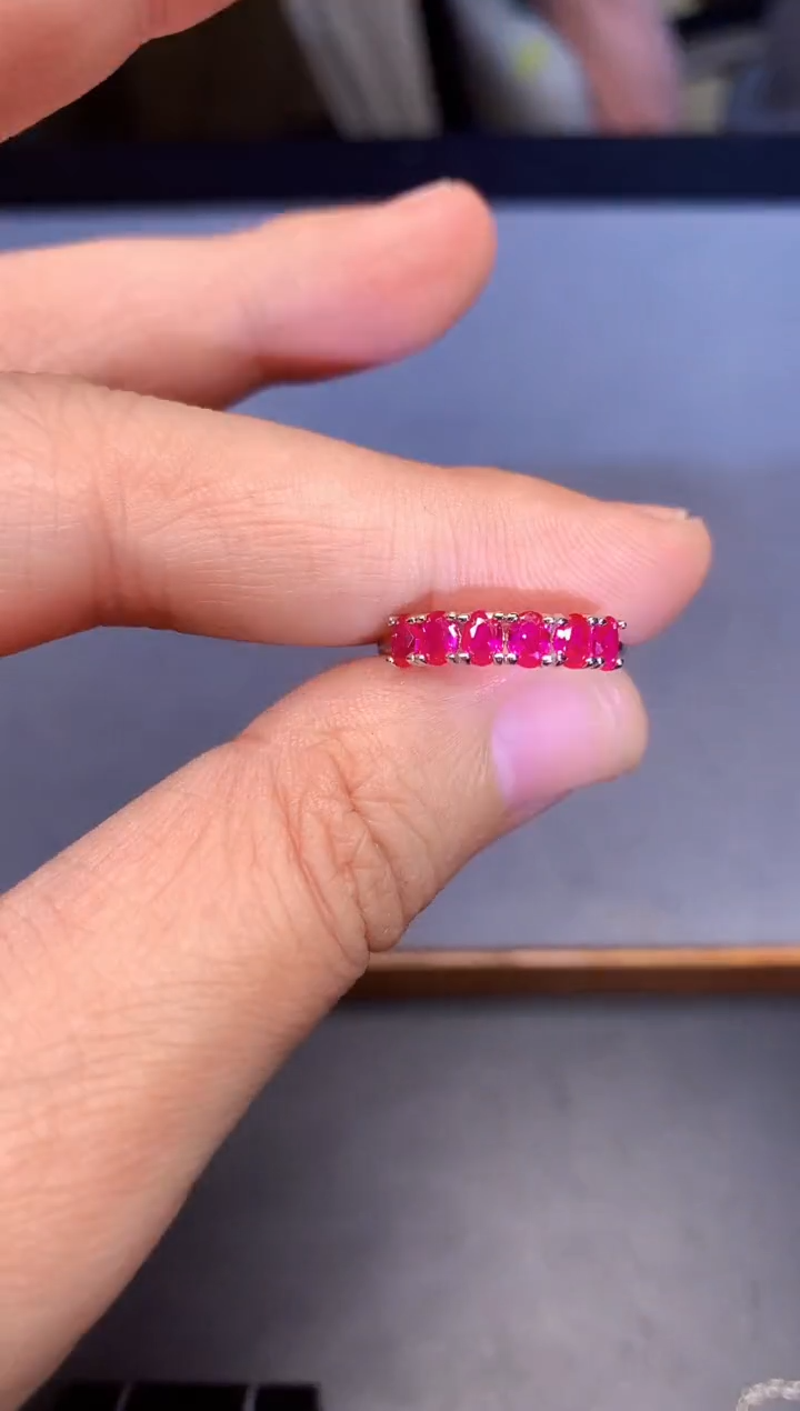 【闪购商品】红宝石戒指银S925镶嵌.......