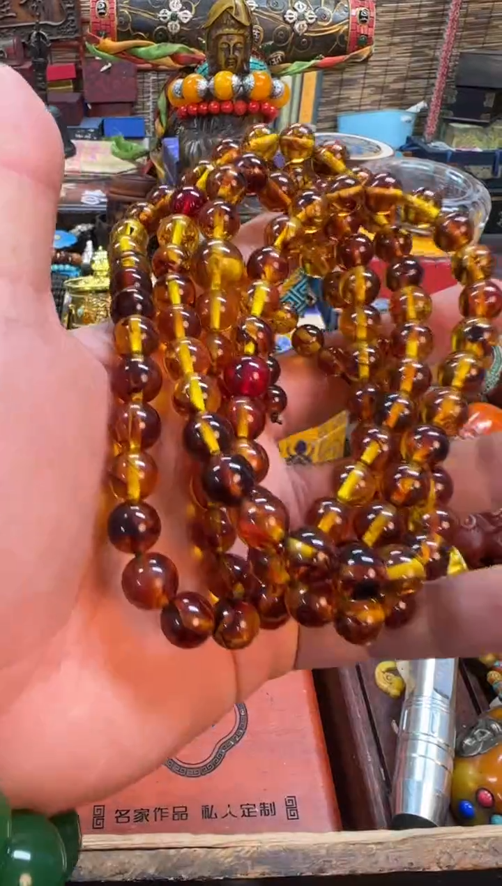 【闪购商品】琥珀裸石未镶嵌推荐好物如图所示