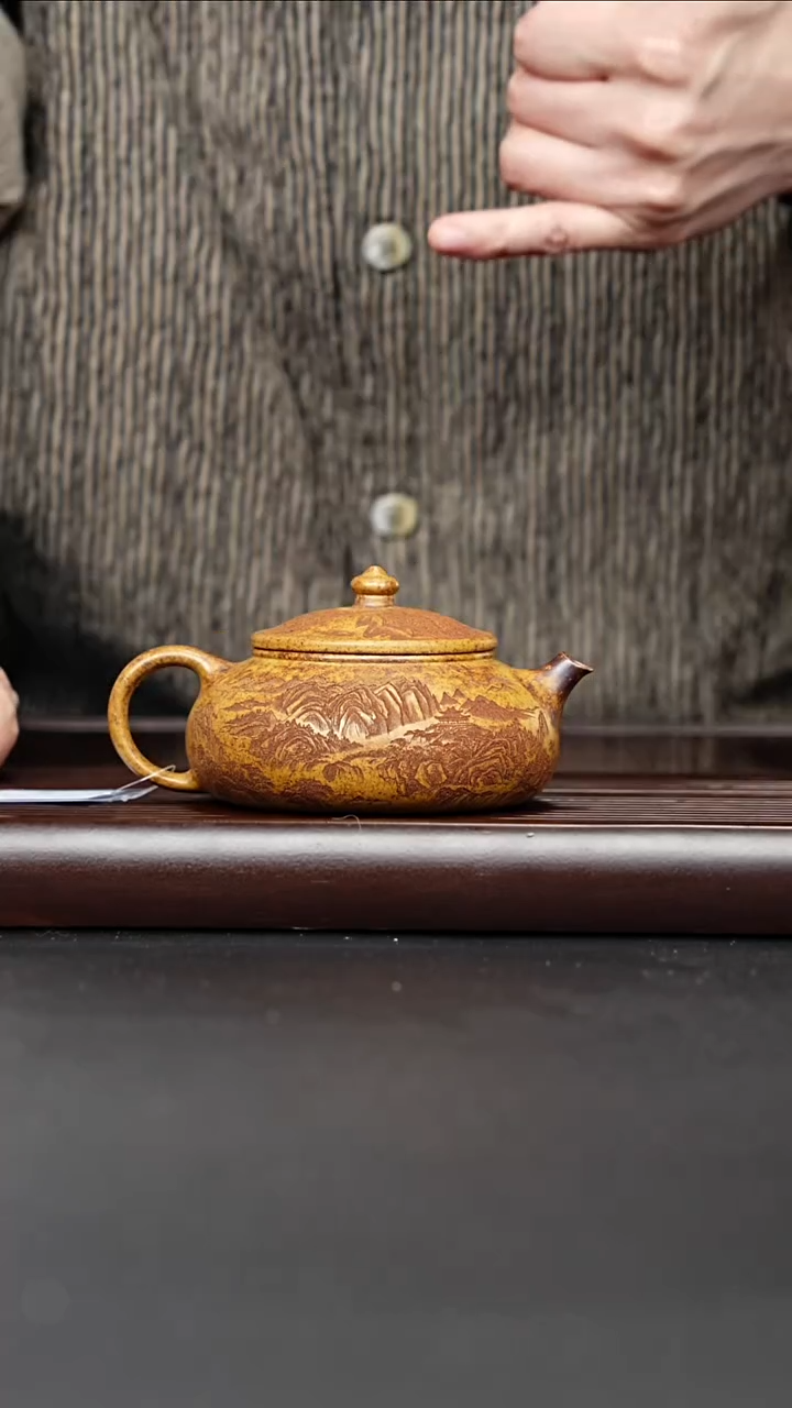 紫砂壶山水牡丹寒江 龙骨金砂 曹营营 720