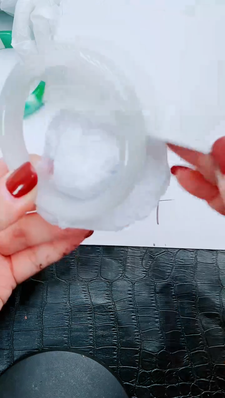 【闪购商品】石英质玉手镯未镶嵌P72-56-57