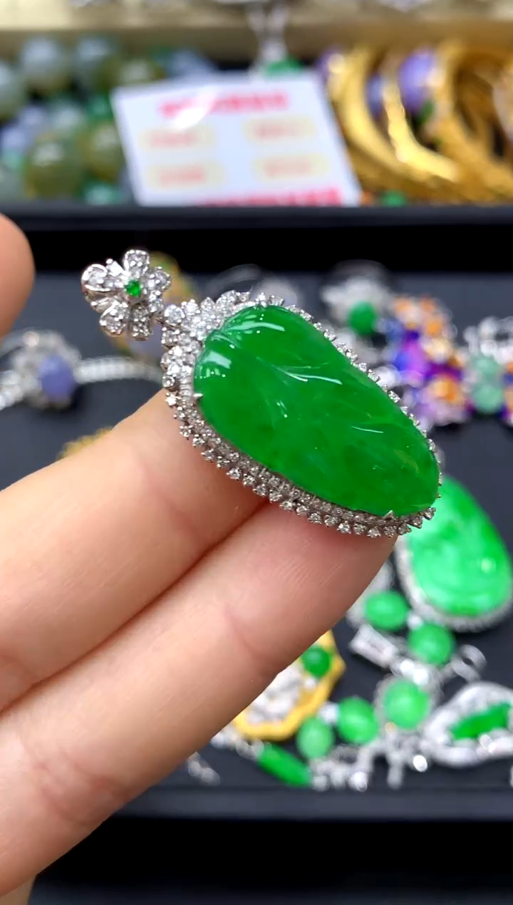 颈饰18K金镶嵌翡翠504-中国好珍宝