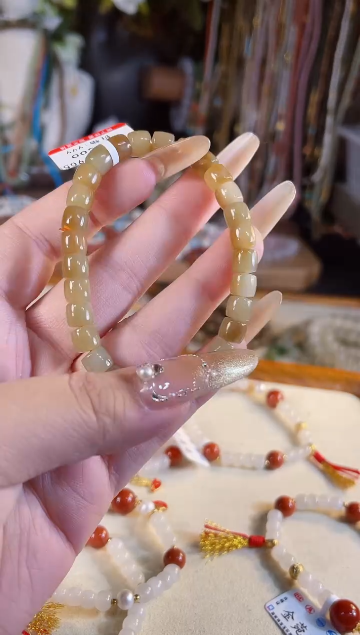 【闪购商品】和田玉手链未镶嵌多样性发货其一