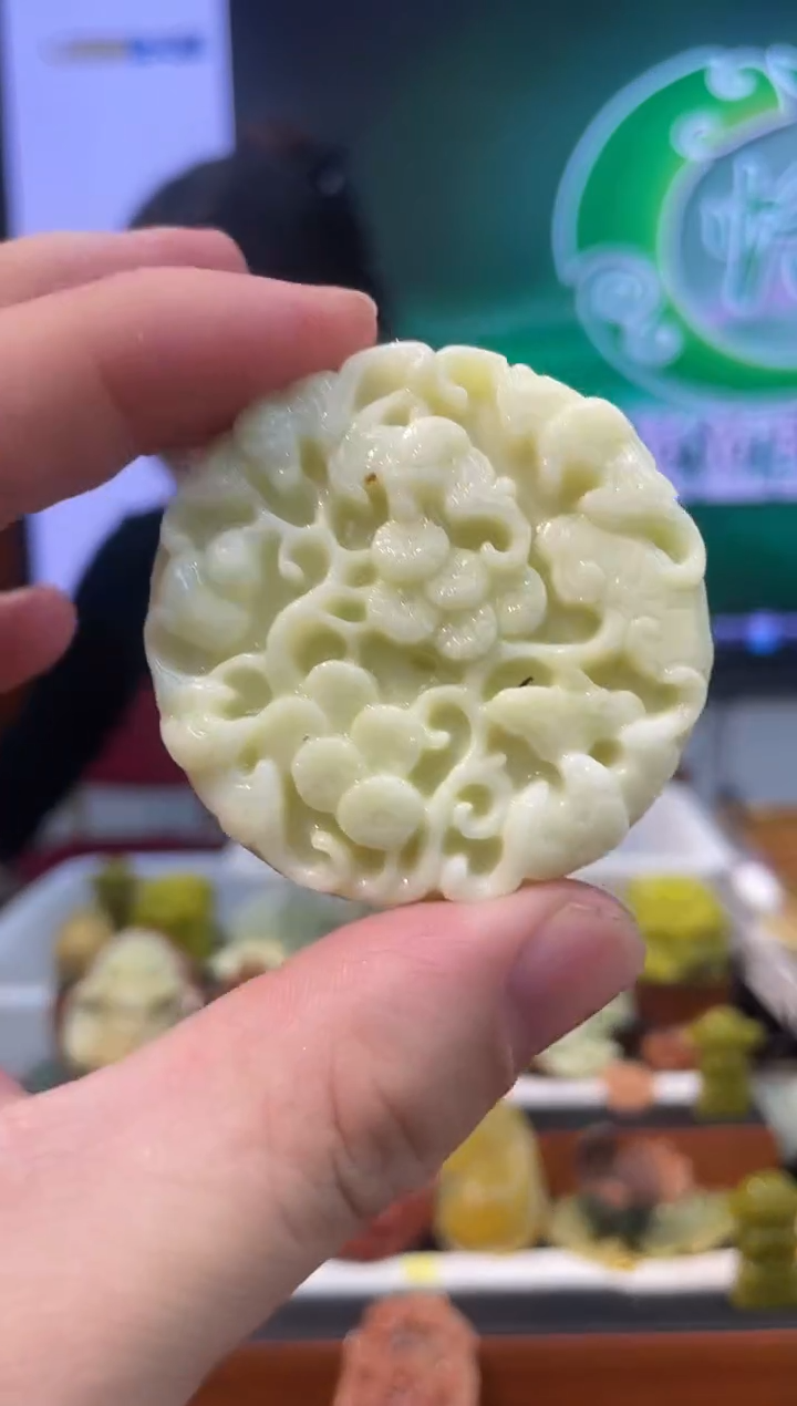 【闪购商品】岫玉吊坠未镶嵌多样性发货*拍一发一