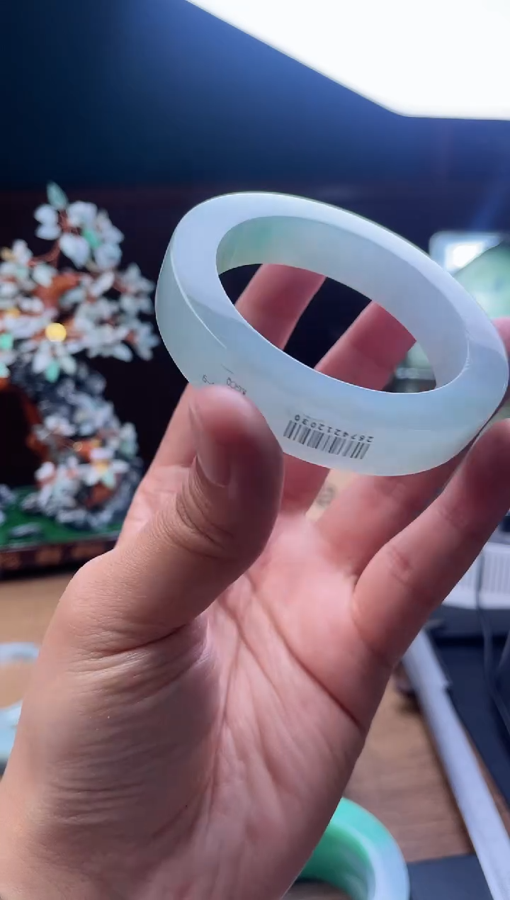 【闪购商品】定制翡翠手镯未镶嵌 定制