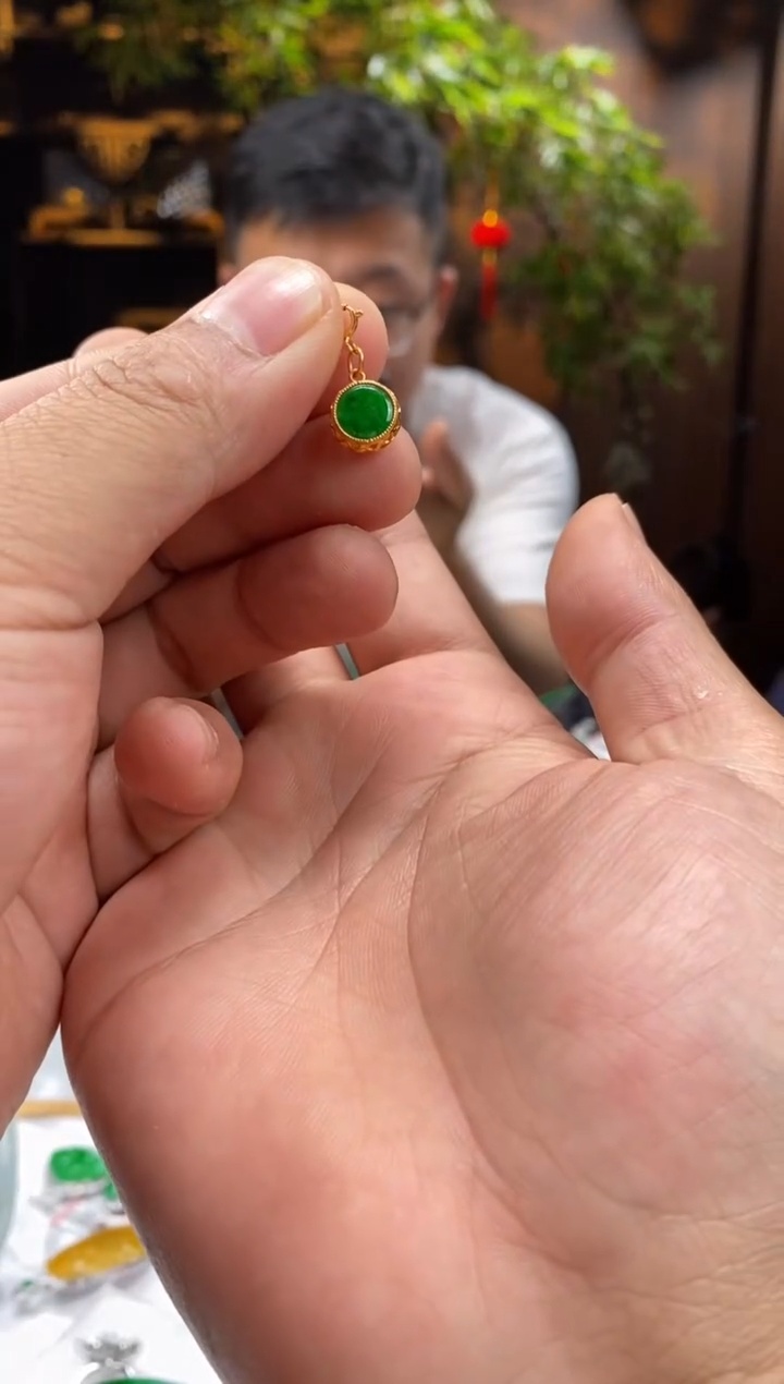 吊坠(不含链)18K金镶嵌翡翠dk826天然缅甸翡翠a货